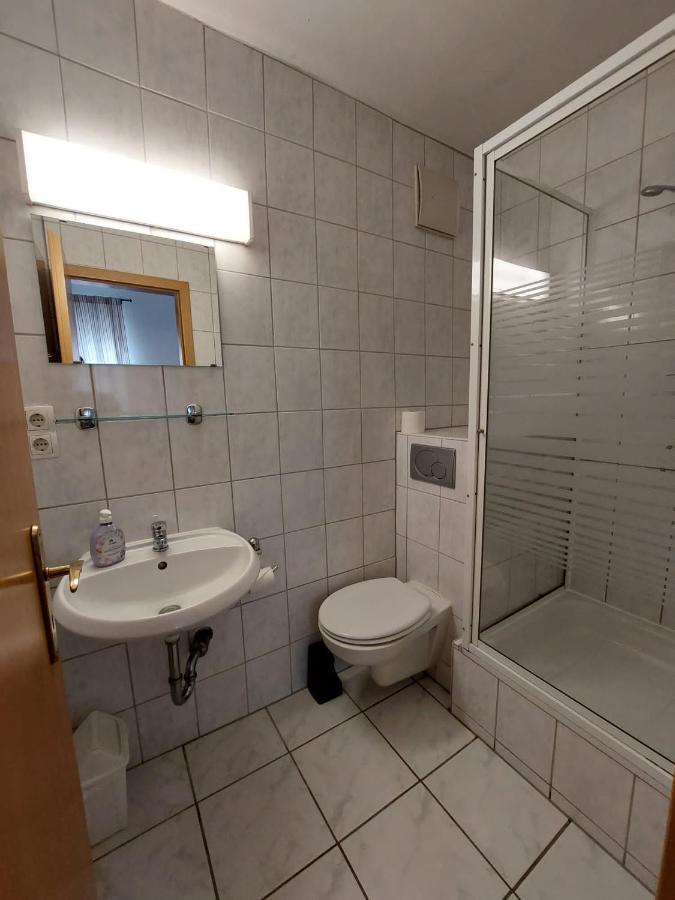 Brauereigasthof Schluesselkeller Giengen an der Brenz Bagian luar foto